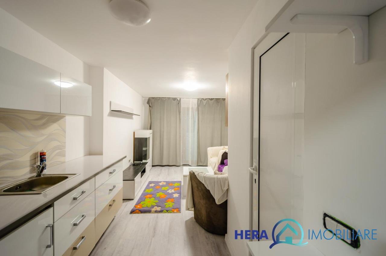Apartament Cu O Camera 아라드 외부 사진