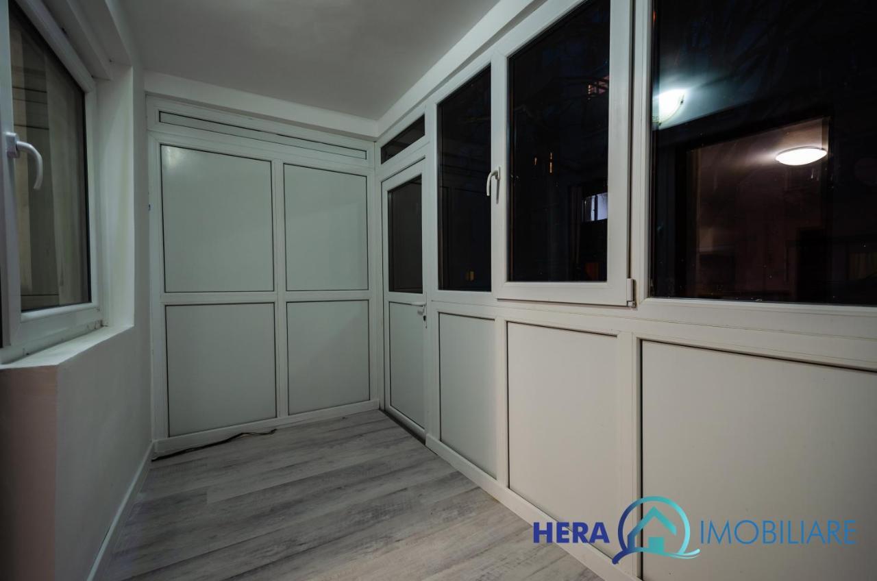 Apartament Cu O Camera 아라드 외부 사진