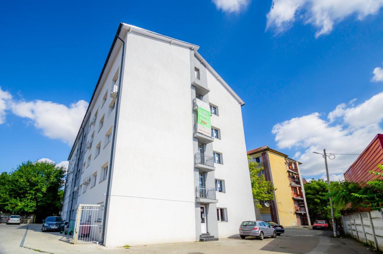 Apartament Cu O Camera 아라드 외부 사진